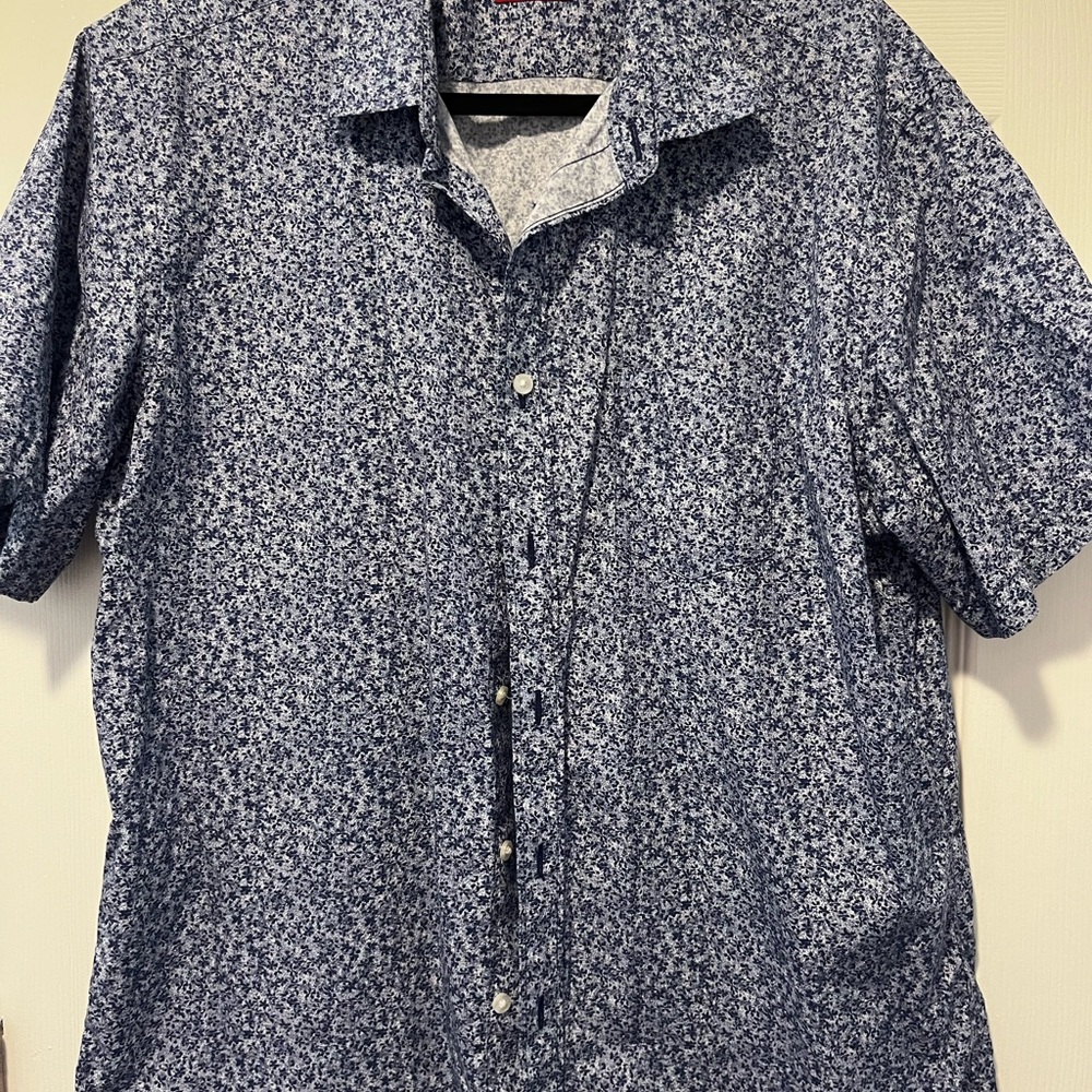 UNTUCKIt Men’s Short Sleeve Button Down